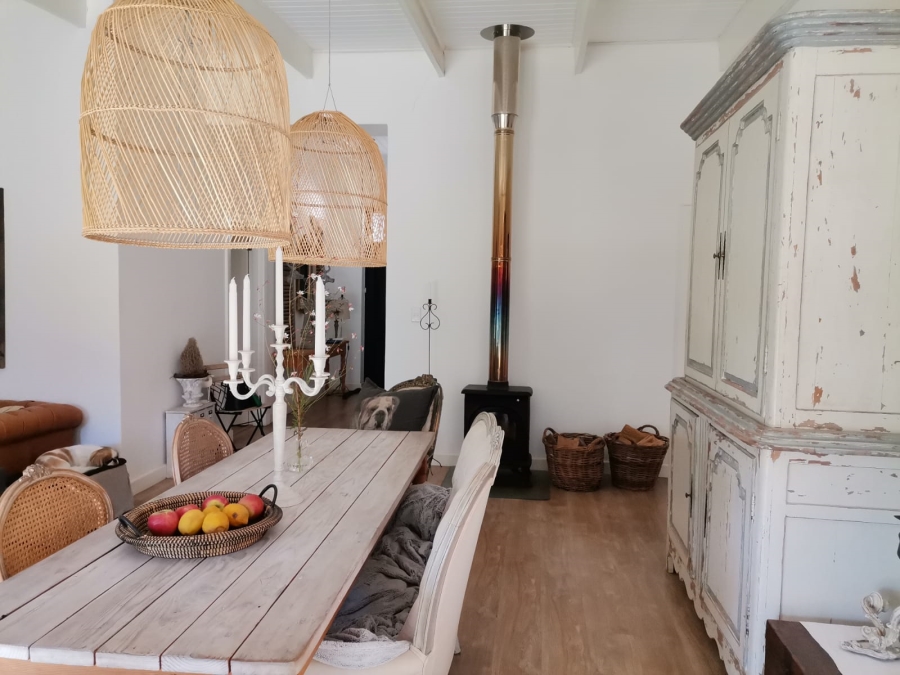 To Let 3 Bedroom Property for Rent in Martinville Western Cape